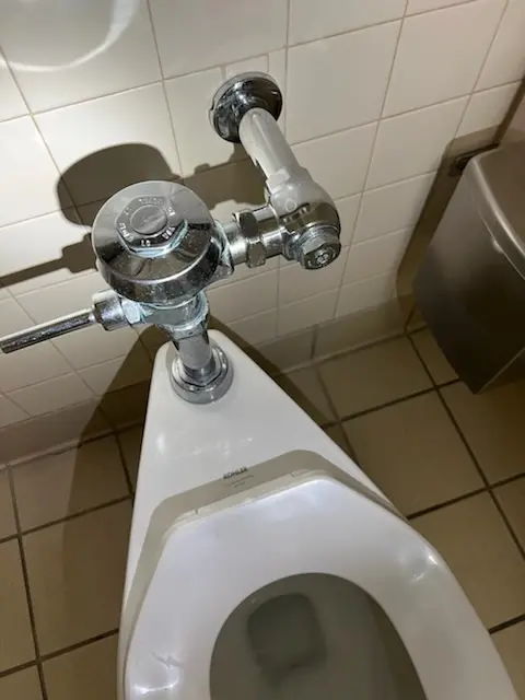 Fixture installation and repair for Sewer Camera Inspection in Mandarin